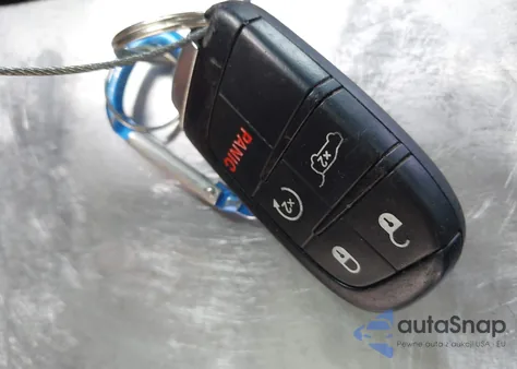 2014 Jeep Grand Cherokee Overland из США, поврежденный, VIN 1C4RJFCT5EC211939